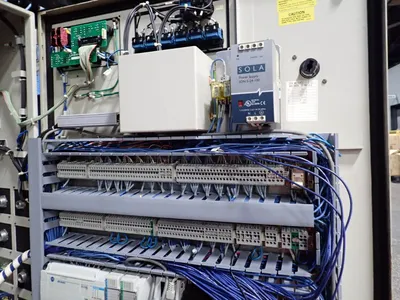 USED 2001 YASKAWA ELECTRIC CORPORATION YASNACXRCUP20