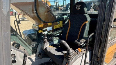 USED 2022 Case CX350D