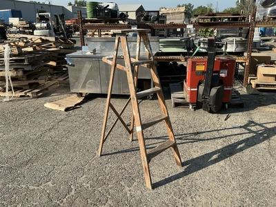 Used _UNKNOWN_ _UNKNOWN_ Ladders Michigan US | Miedema Asset Management Group #1311529