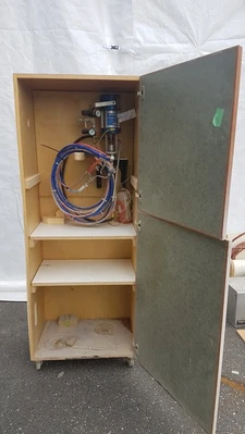 Binks Comet 4/12 In Wooden Cabinet