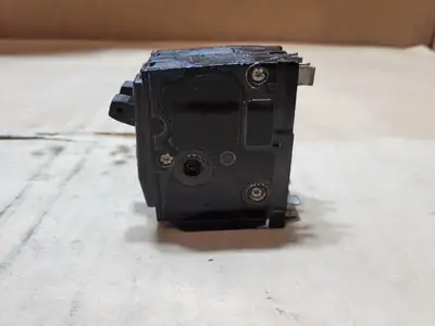Used SQUARE D QO230 Switchgears British Columbia CA | Lenmark #1438623