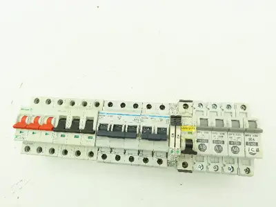 Moeller AB Eaton Circuit Breaker Single 3 Phase 1-50A 415V Din Rail Mixed Lot
