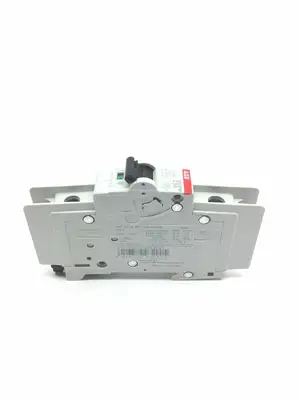 SU 201M Z 5A | ABB  `277V 50/60Hz Din Rail Circuit Breaker - Used