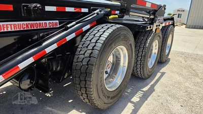 New | in-Stock 2026 INTERNATIONAL HX Conventional trucks Texas US | Roll Off Truck World #1491826