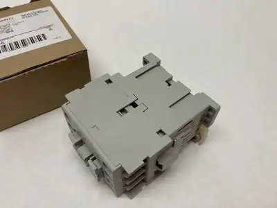 USED ALLEN-BRADLEY SER. A CONTROL RELAY 4 NO CONTACTS
