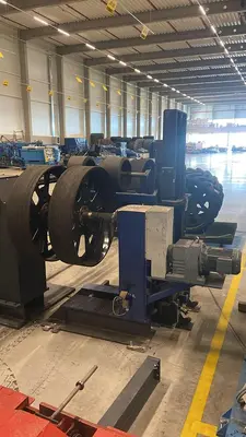 2016 - Track Building Machine