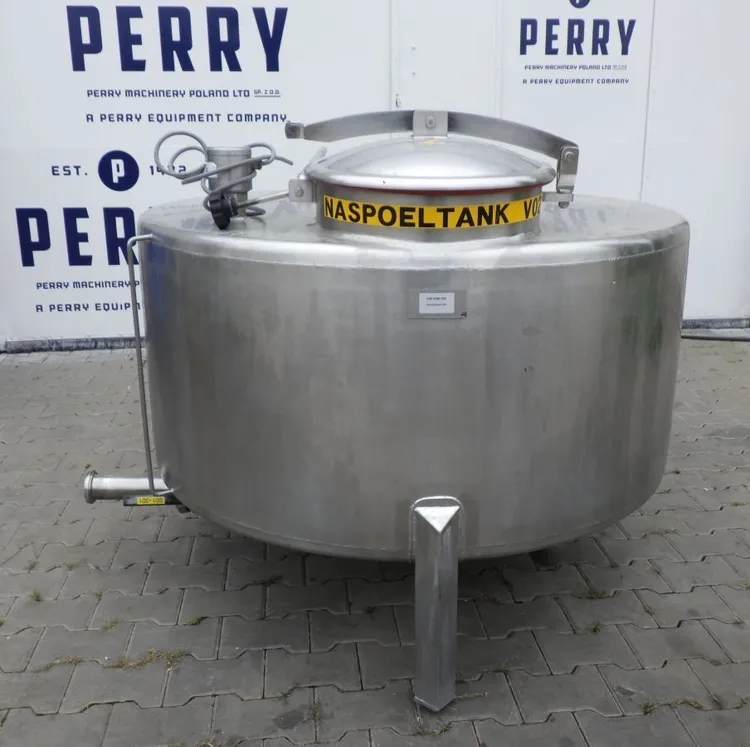 Used _UNKNOWN_ 700 litre Stainless Steel Tanks PL | Perry Equipment #229429