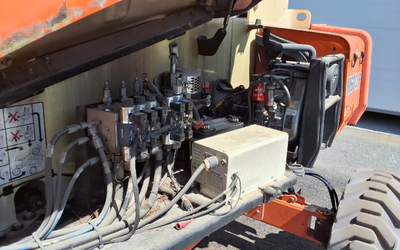 USED 2013 JLG M600JP