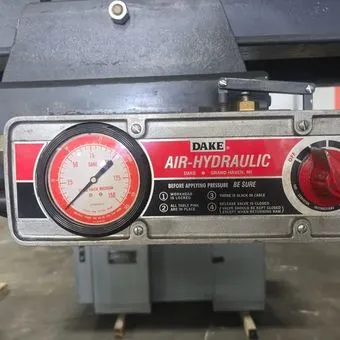 USED DAKE 906650