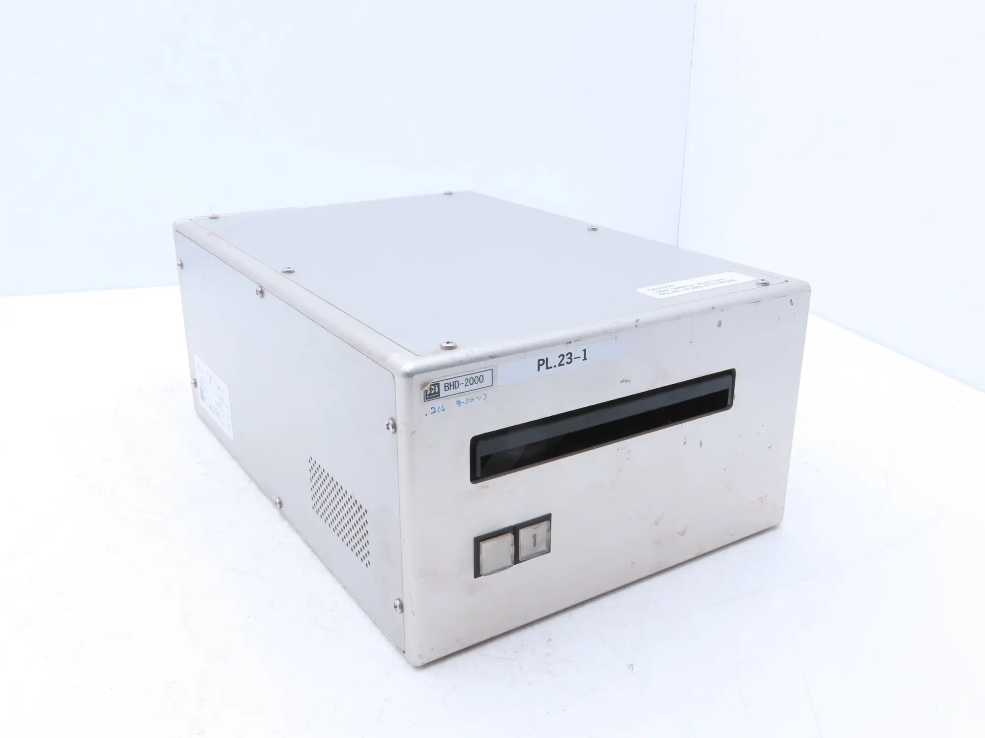 Sony Disc Technology BHD-2000 Compact Disc Processing Unit 100-240V 3A 50/60Hz