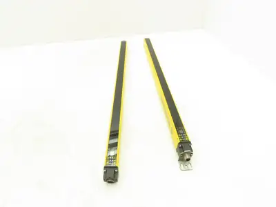 Schmersal SLC440-R-0490-14-01 Safety Light Curtain Receiver -READ_ Lot of 2