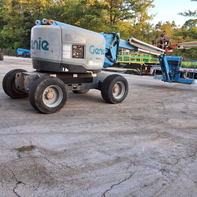 USED 2015 Genie Z-62/40