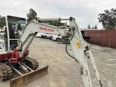 USED 2013 TAKEUCHI TB235