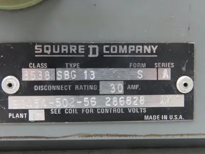 Square D 8538SBG13 Combination Motor Starter Size 0 NEMA 5Hp 600V 30A Fused
