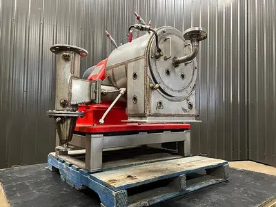 USED SIEBTECHNIK SHORT BOWL DECANTER