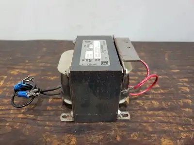Used CUTLER-HAMMER 5699A85H33 Transformers British Columbia CA | Lenmark #265184