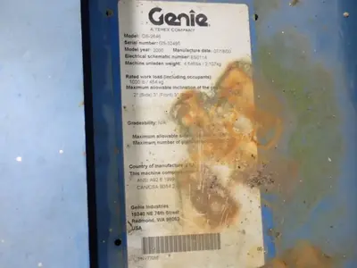 USED 2000 GENIE GS2646