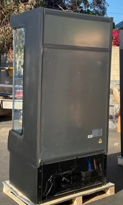 171-0302 40" Black Vertical Self Contained Open Air Display Cooler
