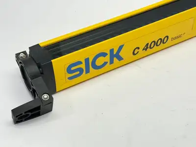 C40E-0403AG300, 1027956 | Sick C40E-0403AG300 Safety Light Curtain Receiver 24VDC 1027956 - Used