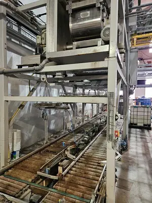USED HOSOKAWA TWO-STAGE PLASTIC SHREDDING AND GRANULATION SYSTEM