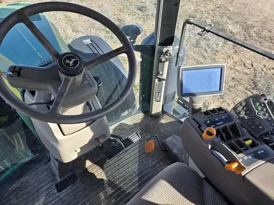 USED 2011 JOHN DEERE 8285R