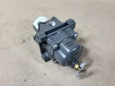 NEW FISHER 67CFR-600