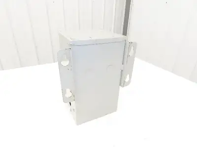 Sola Hevi-Duty HS5F3AS Transformer 3kva 1PH 240/480HV 120/240LV Type 3R