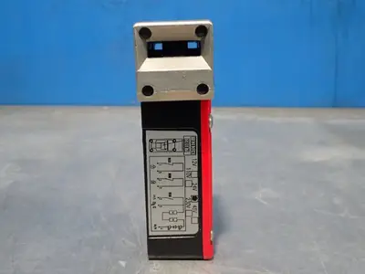 Fortress Interlocks Safety Interlock Switch