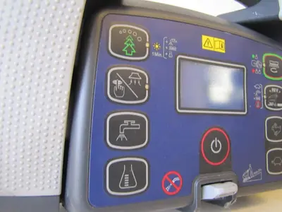 Used NILFISK ADVANCE 9100000846 Scrubbers California US | Bay Line Tool #1316395