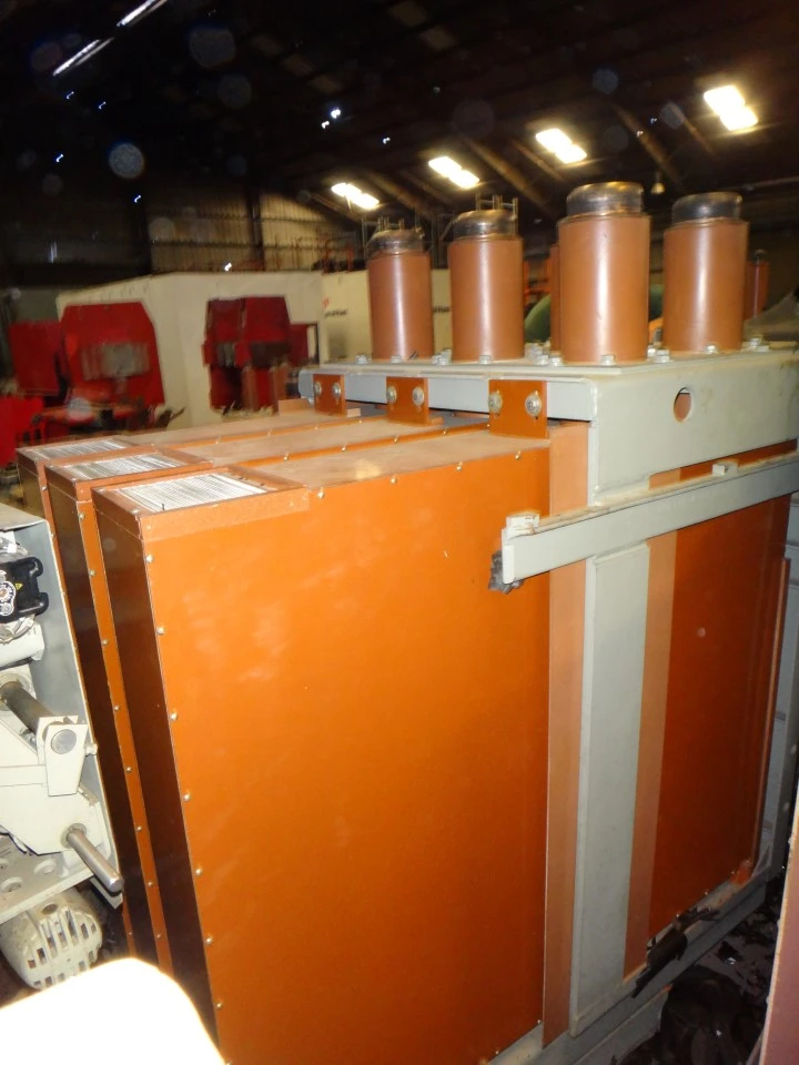 General Electric AM13.8-1000-3H Magne Blast Circuit Breakers