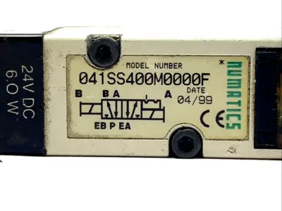 | Numatics 041SS400M0000F Solenoid Valve 3/4-Way 1/8" G Ports Vacuum to 10 Bar - For parts or not working