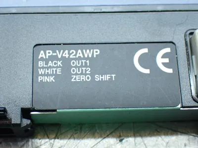 NEW KEYENCE APV42AWP