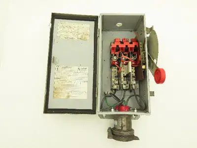 Cutler-Hammer Heavy Duty Safety Switch Enclosure 60A 600V 3Ph Nema 12