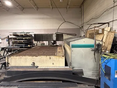 2004 FLOW 712127-1 Waterjet Cutters | ListingHippo (6)