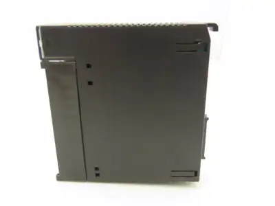 GE Fanuc IC693MDL940K Output Relay Module 2A 16PT