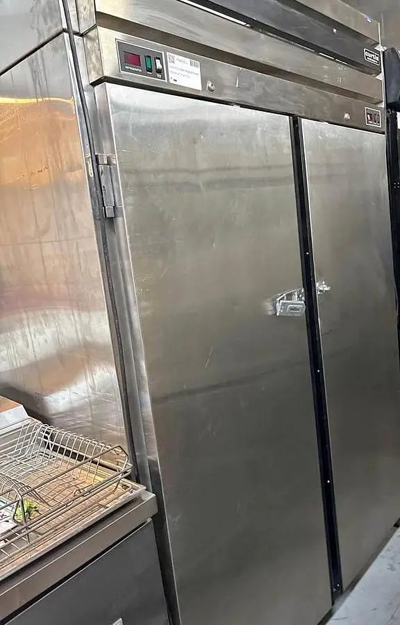 USED CURTIS FREEZER