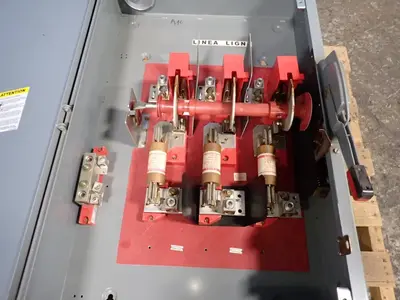 USED SQUARE D H325N