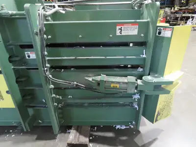 American 5029L Economy Horizontal Paper Baler 42x29x60" Bale Manual Tie 40Hp 480V
