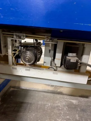 Used ” X “ ” X “ Horizontal Band Saws Illinois US | Revelation Machinery #1744078