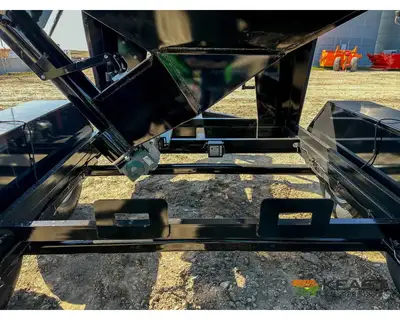Used PATRIOT _UNKNOWN_ Seed Tenders Iowa US | Keast Enterprises #1360395