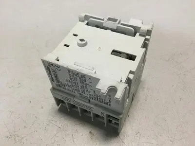 USED ALLEN BRADLEY 100-MO9NZ.31 SER A