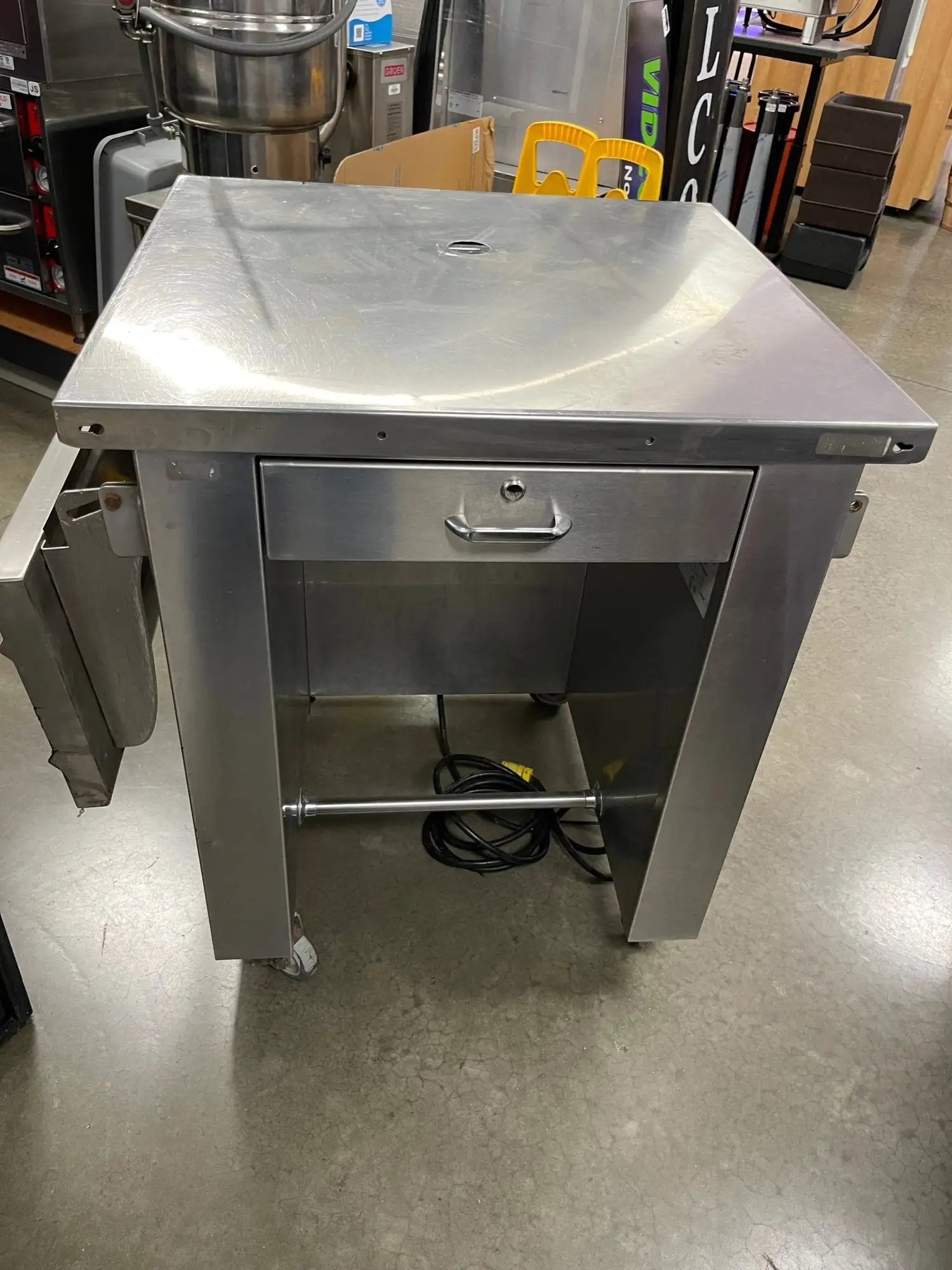 Used ColorPoint Used Colorpoint Portable Stainless Steel Gray Work Counter with Foldable Shelf 120V Food Prep Tables Illinois US | Falcon Restaurant Supply #1376226