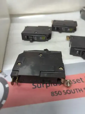 Used SQUARE D QOB120 Switchgears Ohio US | Surplus Asset Holdings #1185623