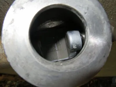 USED Fisher V100