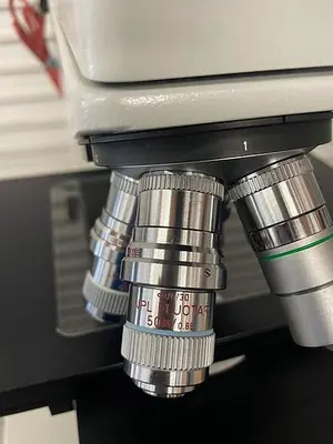 LEITZ ERGOLUX 020-448.026 MICROSCOPE (THORLABS TABLE SOLD SEPARATE)