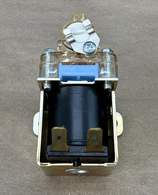 NEW Wilbur Curtis WC-821WDR
