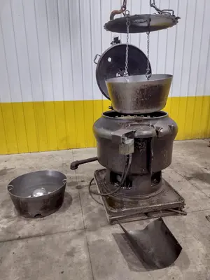 30" BARRETT MODEL #1100E MOTORIZED CHIP SPINNER / WRINGER w/ (2) CHIP PANS: STOCK #23373