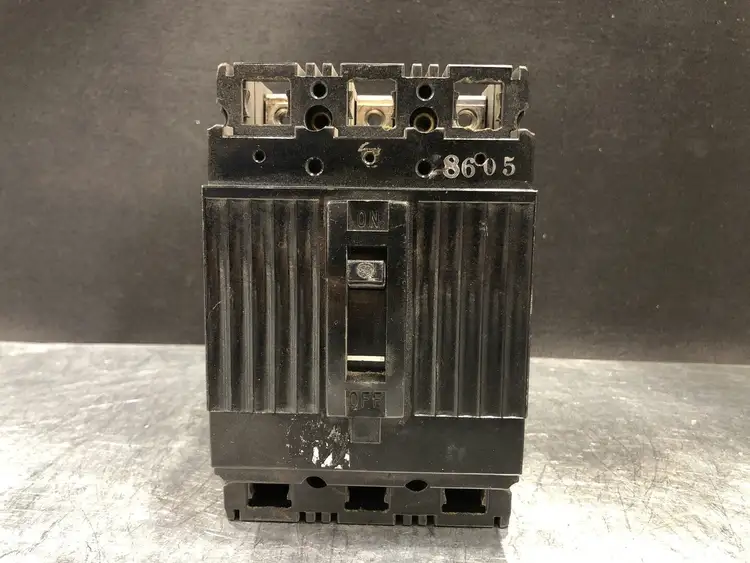 Used GENERAL ELECTRIC TEF136015 Switchgears British Columbia CA | Lenmark #244037