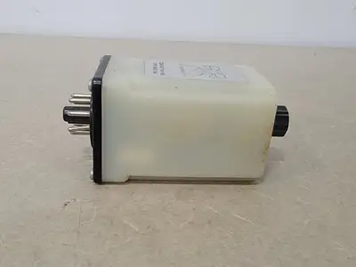 USED AGASTAT 9812B11F