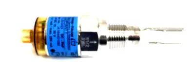 NEW ENDRESS & HAUSER FTL20-0425 LEVEL SWITCH LIQUIPHANT FTL20
